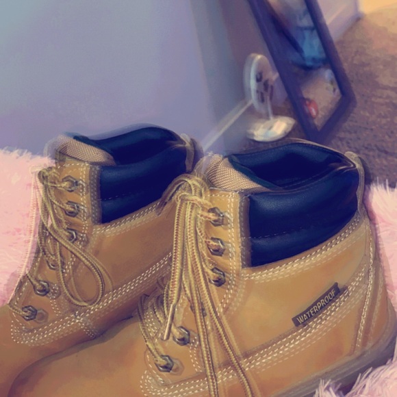 Work boots - Picture 4 of 4